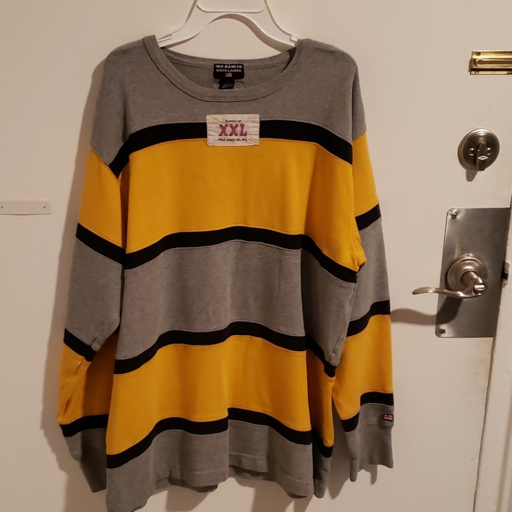 Sweater - Picture 2 of 4